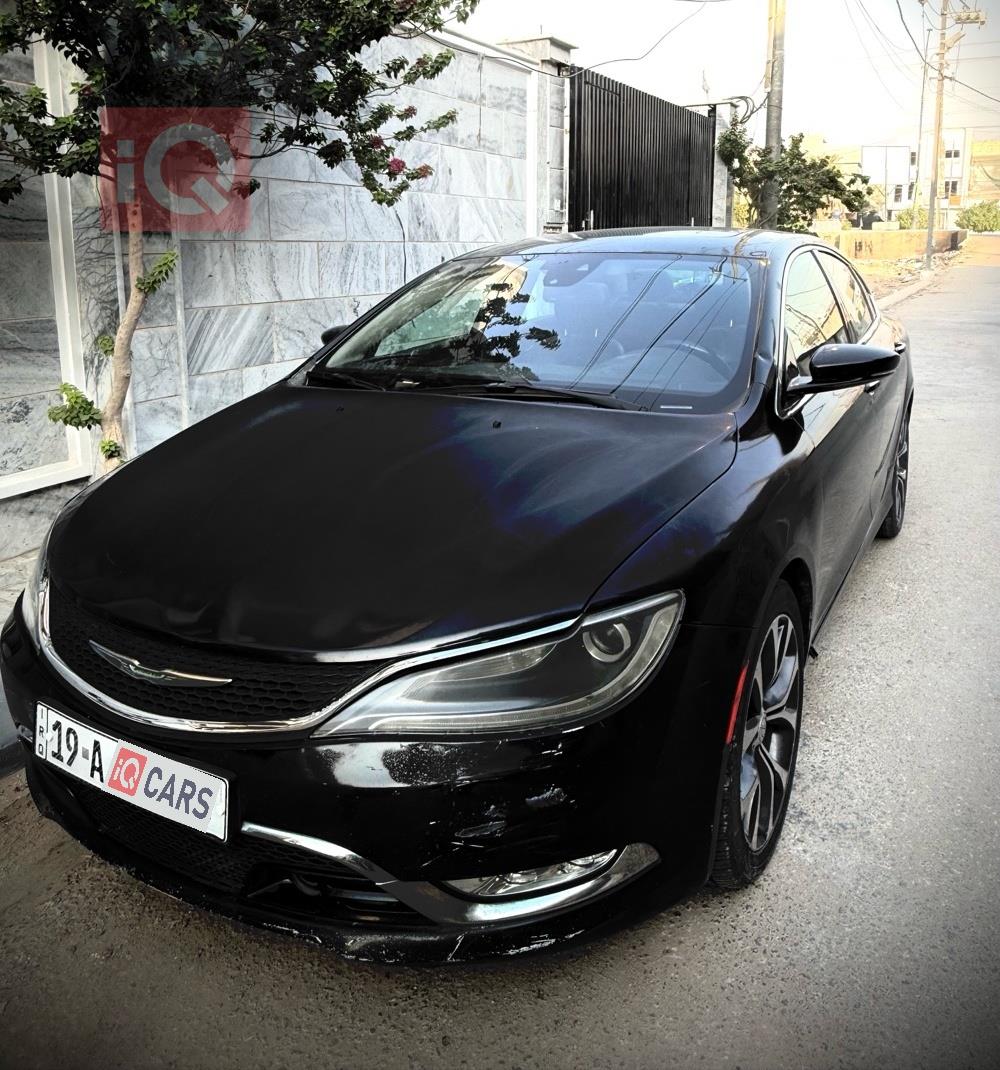 کرایسلەر 200